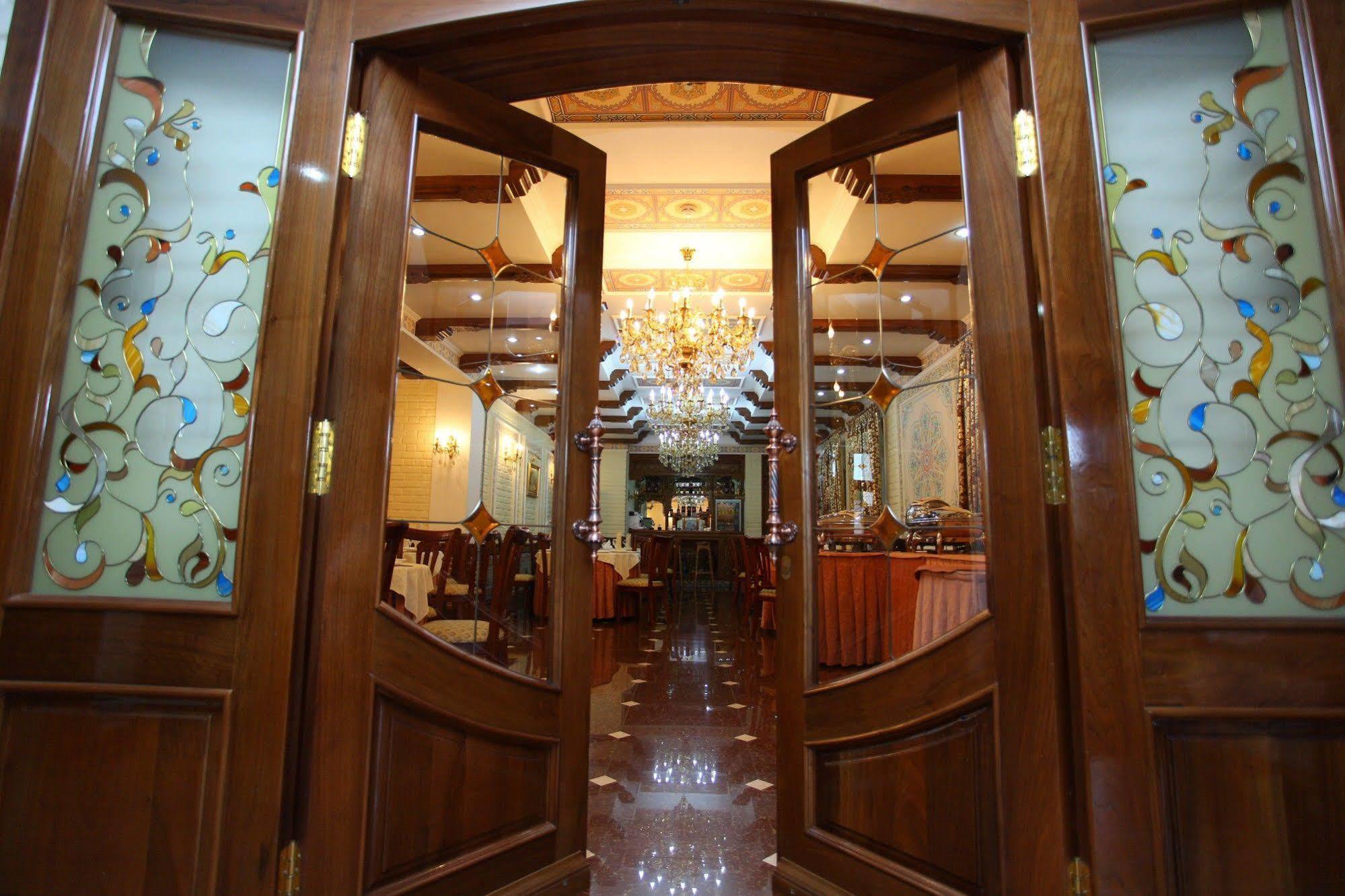 Hotel Grand Samarkand Superior - A Екстер'єр фото